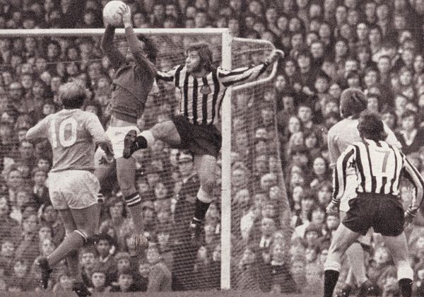 newcastle away 1971-72 action 2a